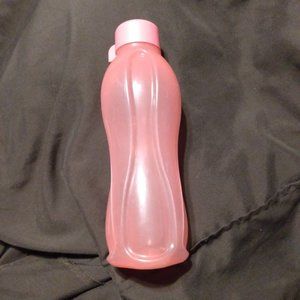 16oz Tupperware drink bottle, pink